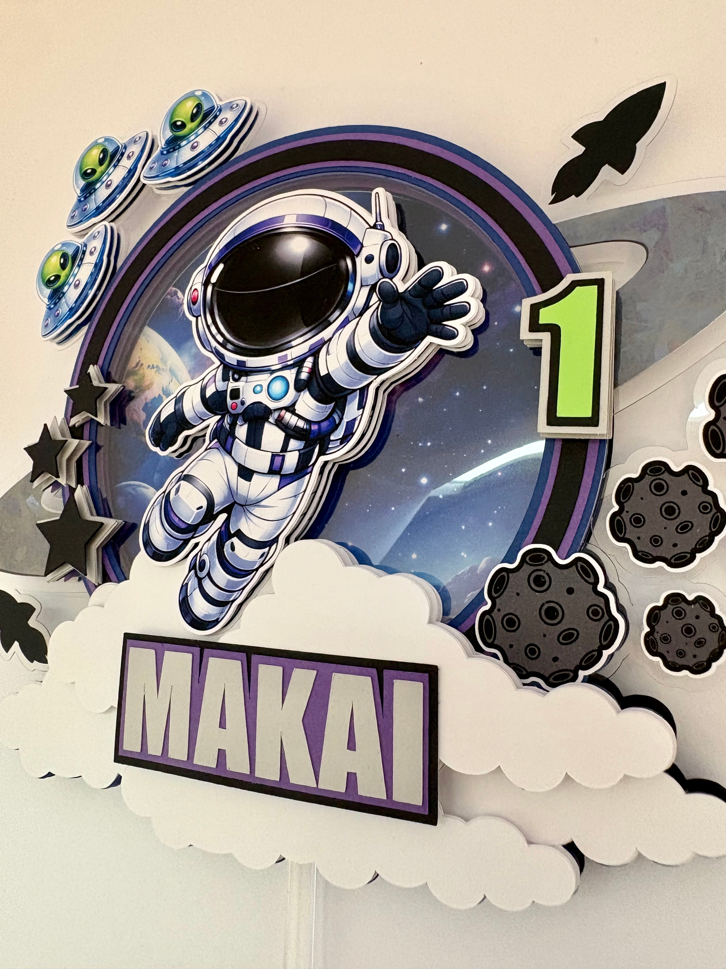 Astronaut Cake Topper